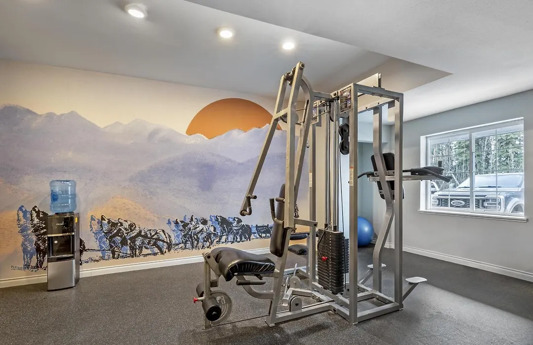Best Western Plus Pioneer Park Inn-1
