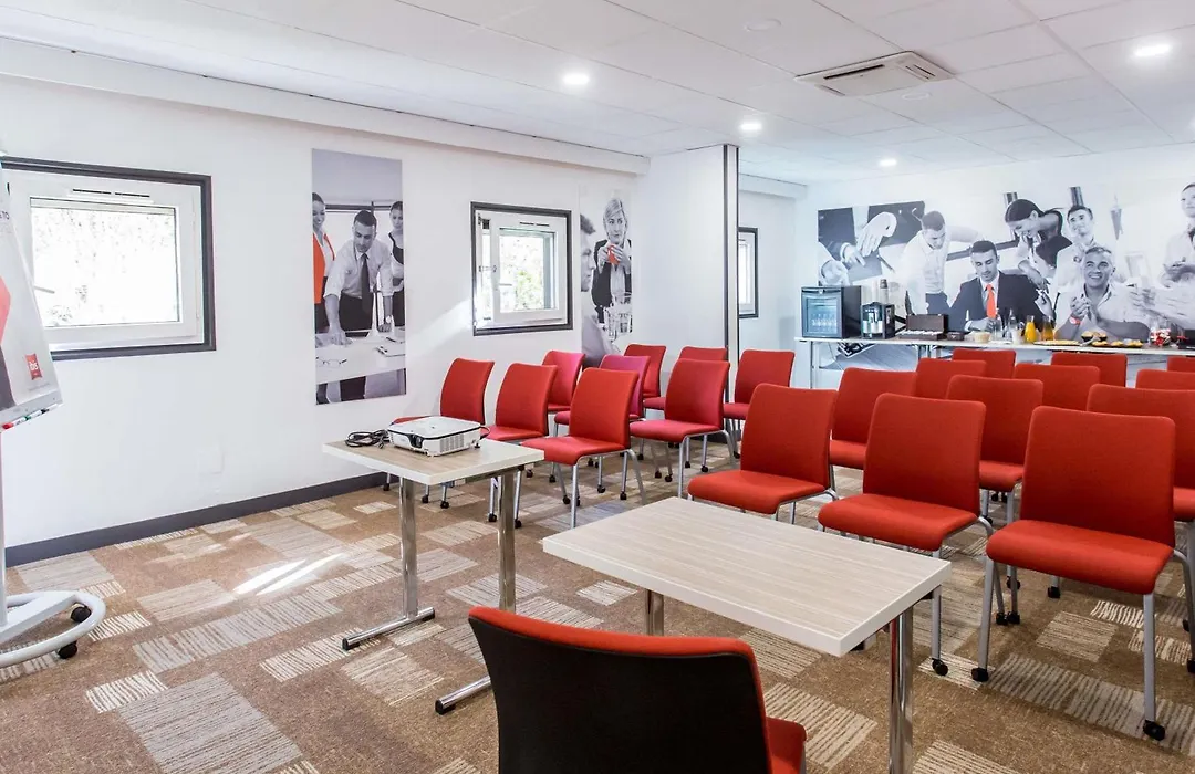 Ibis Bourges Centre, Hotel Restaurant-1