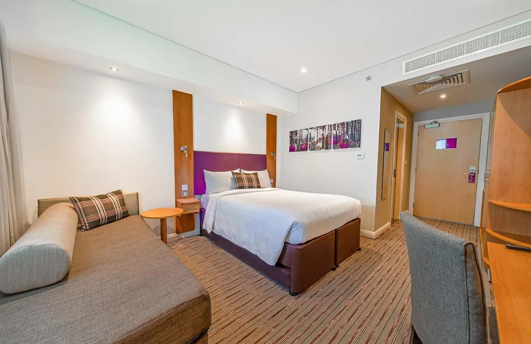 Premier Inn Abu Dhabi Airport Business Park-1