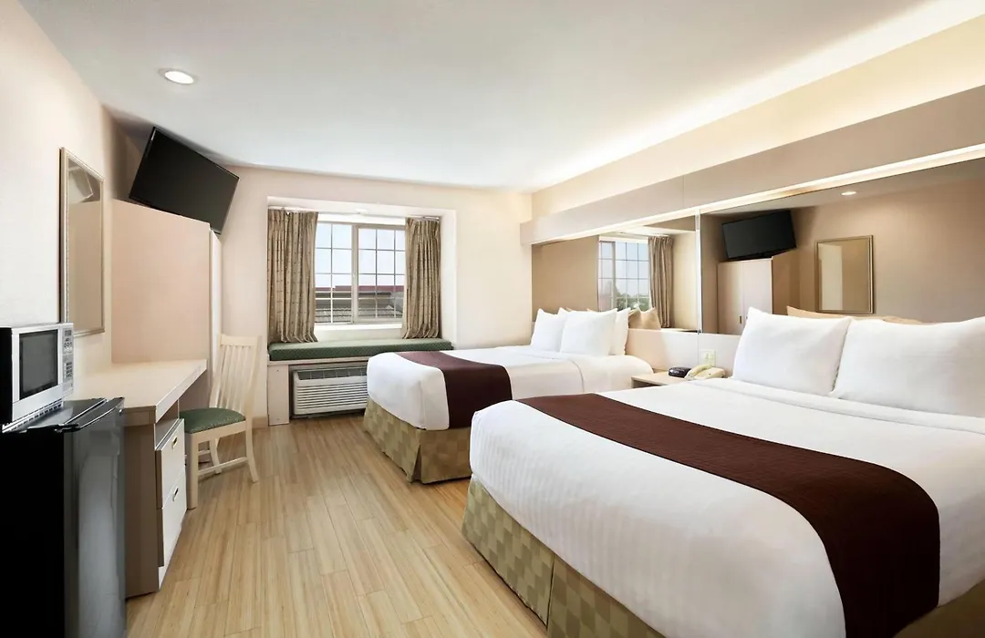 Microtel Inn & Suites Lodi-1