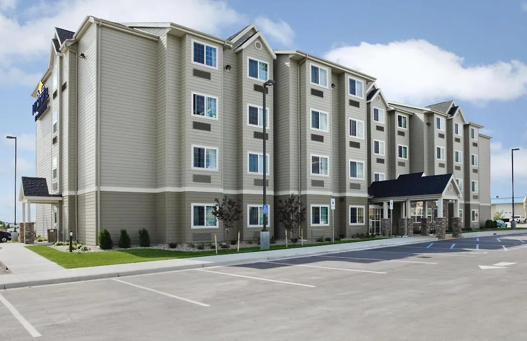 Microtel Inn & Suites By Wyndham Williston-1