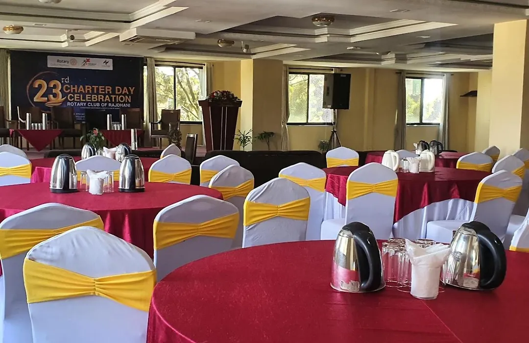Yellow Pagoda Hotel-1