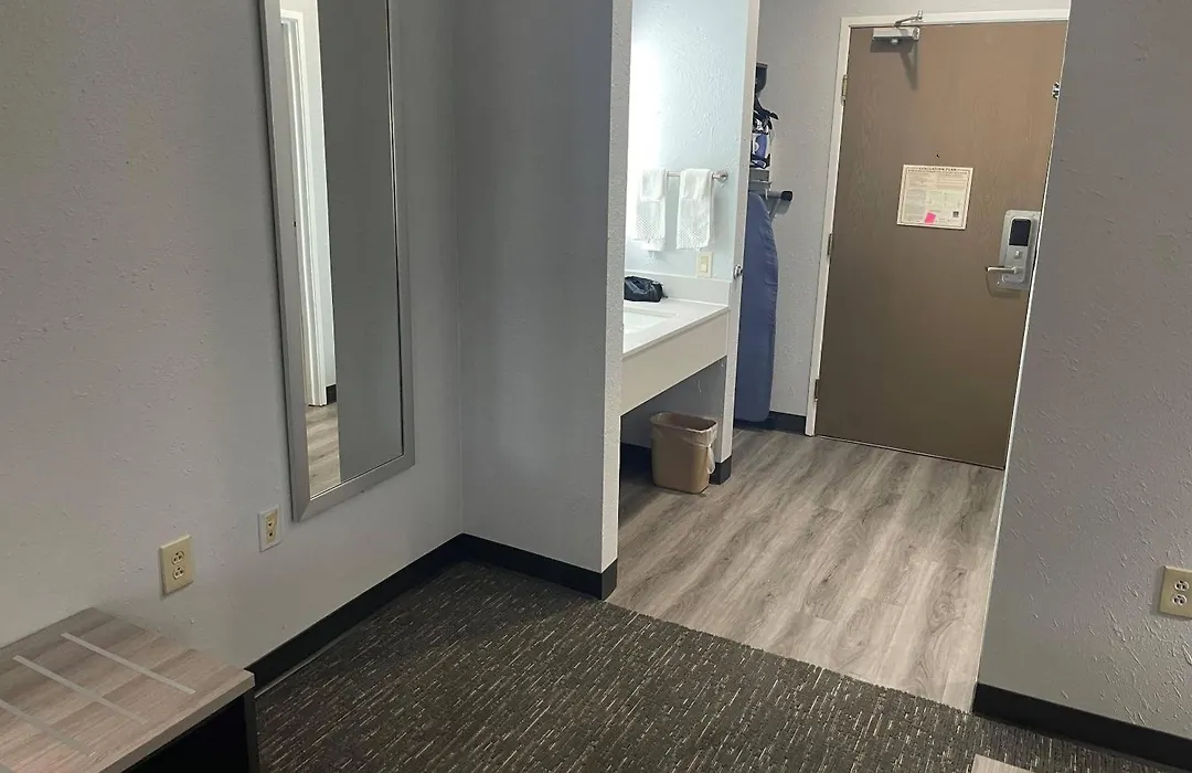 Quality Suites Abilene Mall Area-1