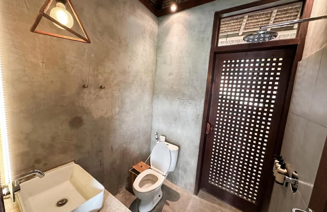 Zin Berawa Villas & Bungalows-1