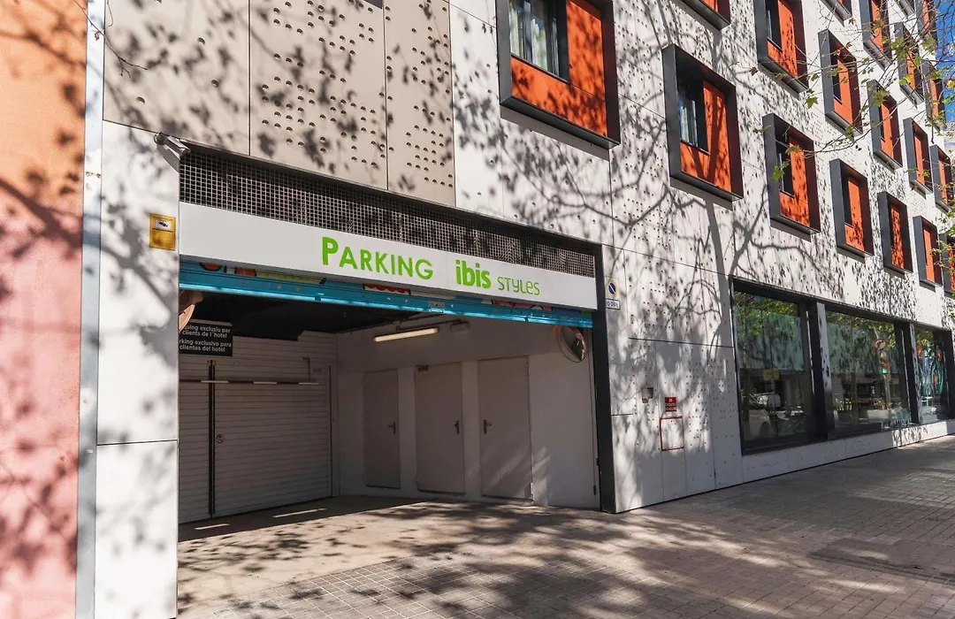 Ibis Styles Barcelona City Bogatell-1
