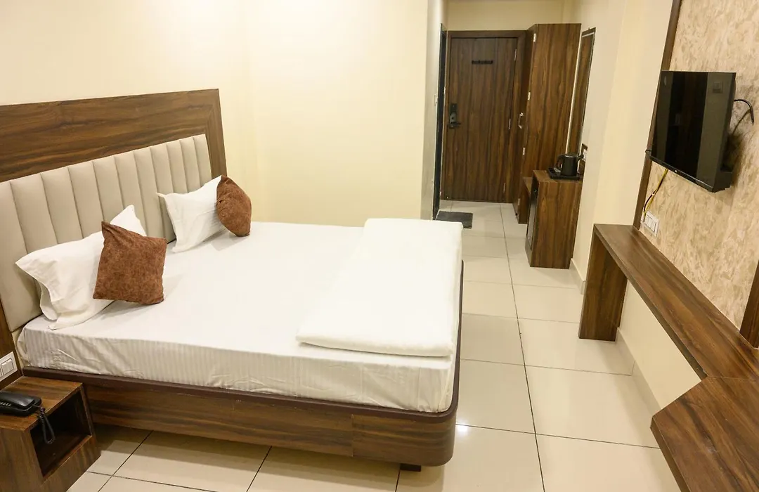 Hotel Shyam Palace-1