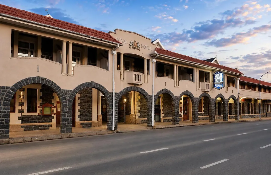 Royal Hotel Ladysmith-1