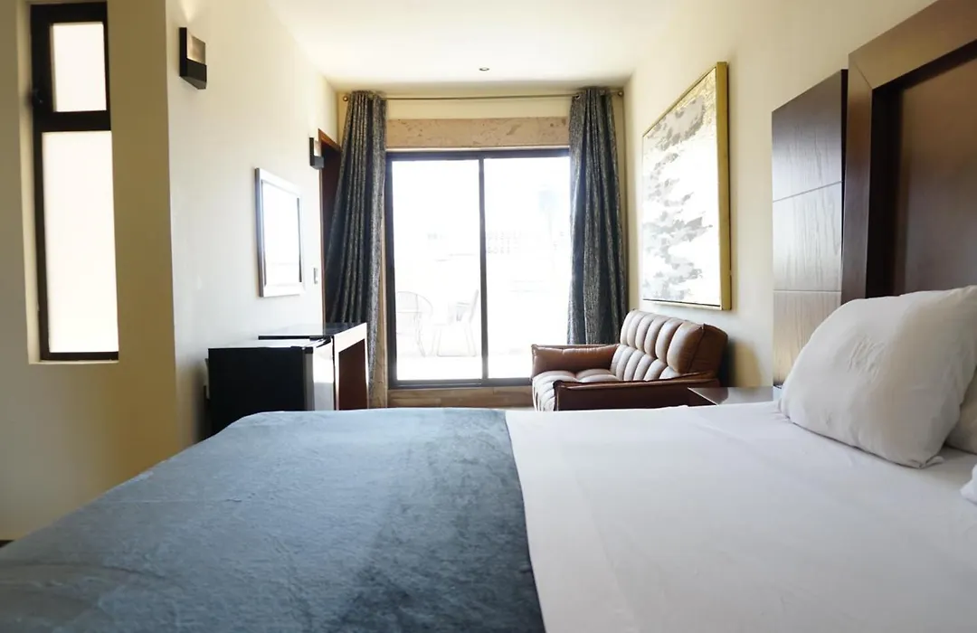 Gold Palace Hotel-1