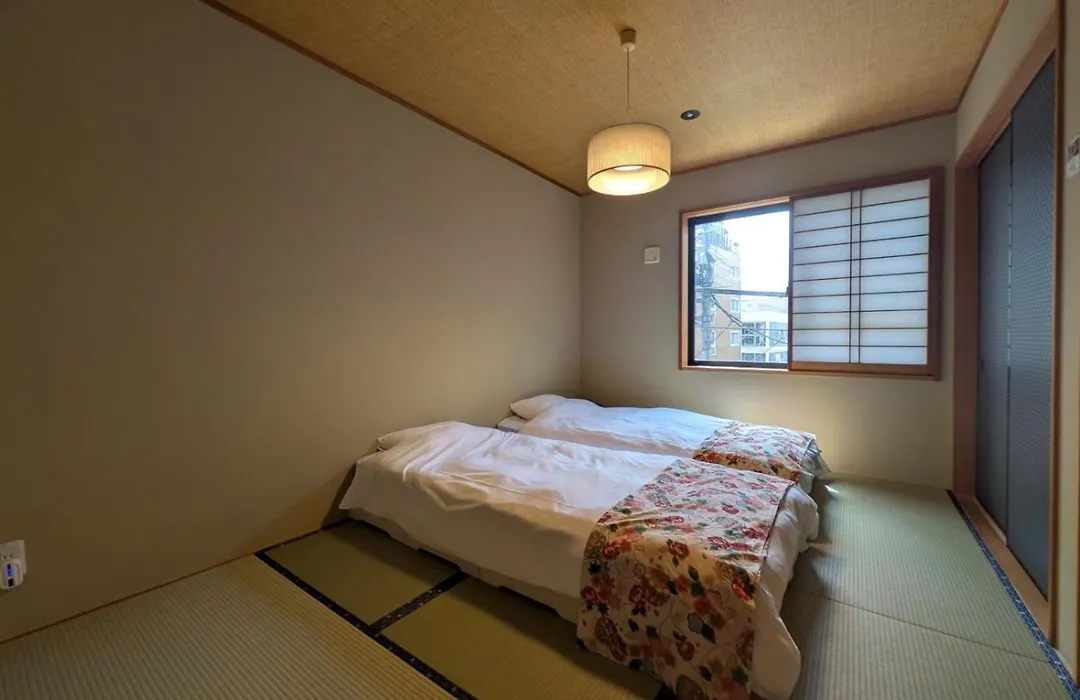 Yadoya Suzume-1