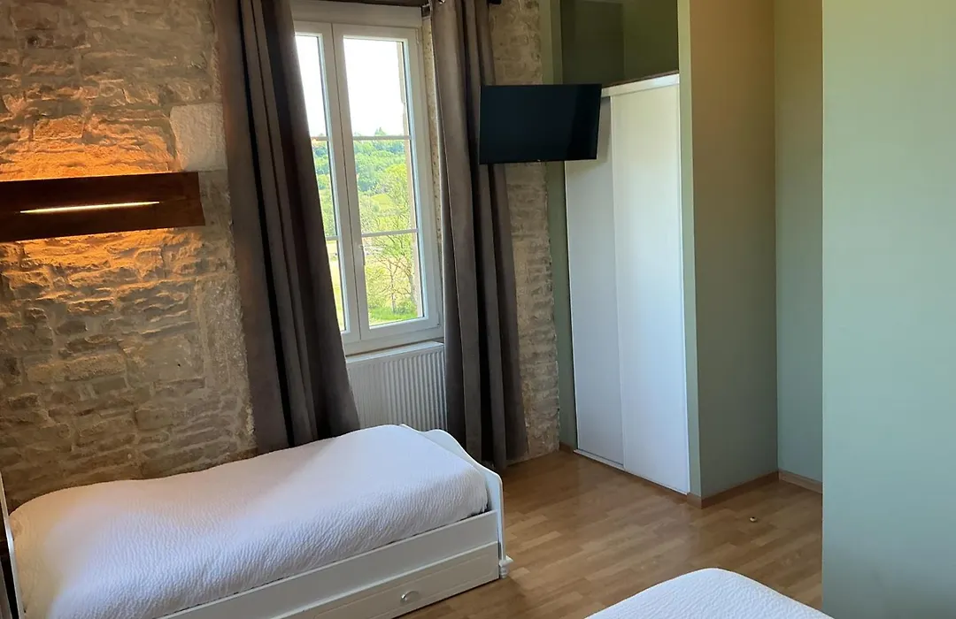Domaine Ferme Sainte Anne-1