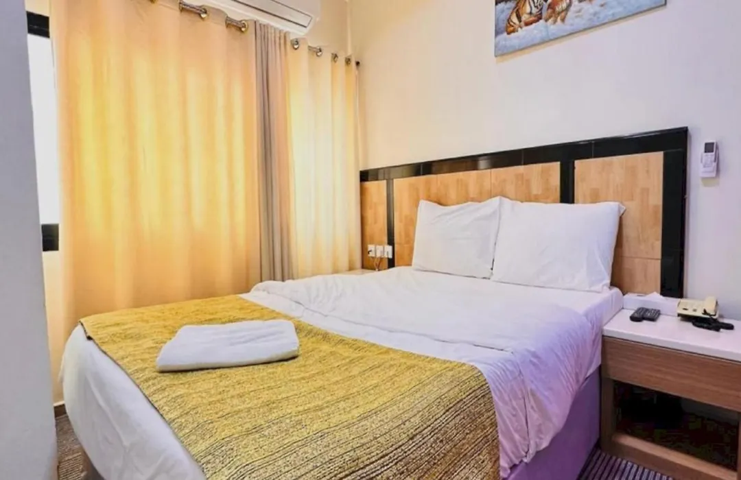 Sharjah Plaza Hotel-1