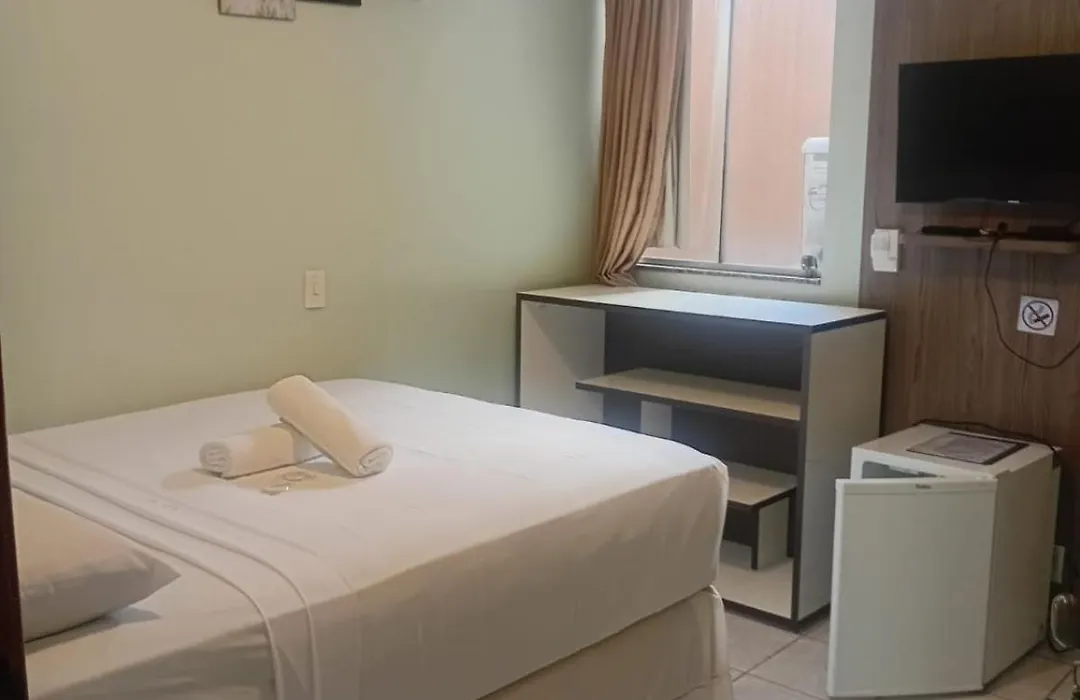 Hotel Mendes Azevedo-1