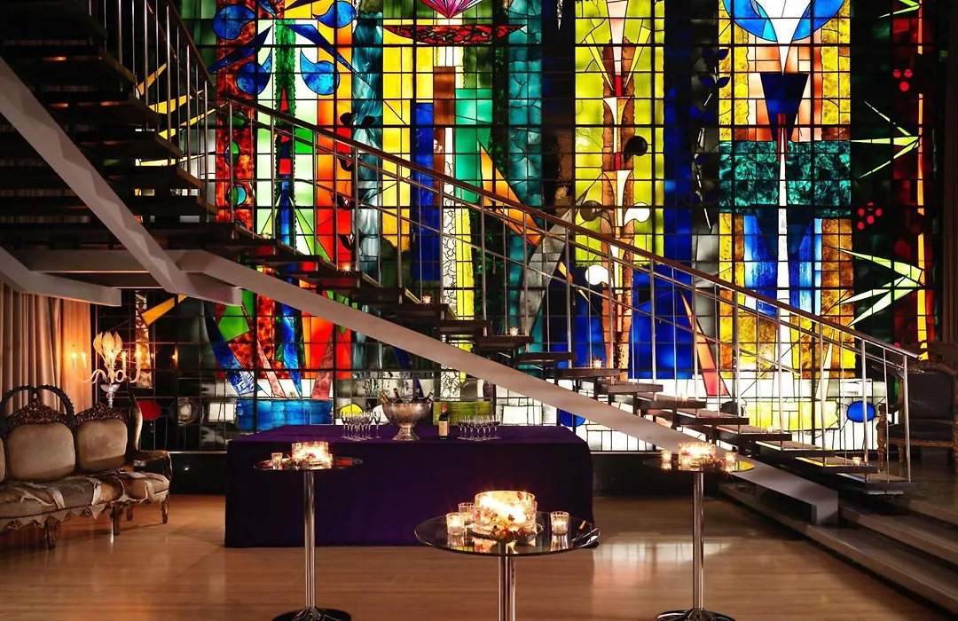 Sanderson London-1