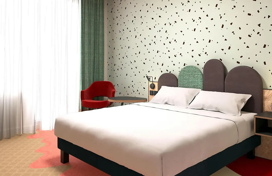 Ibis Styles Bournemouth-1