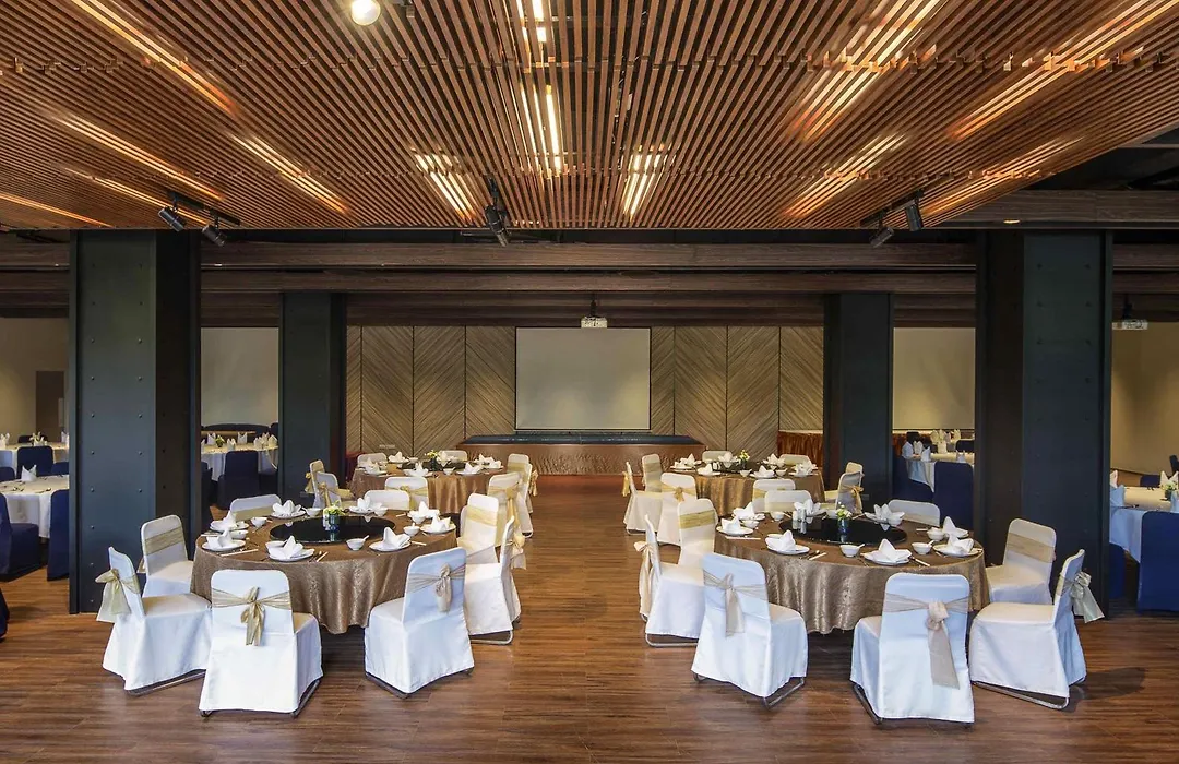 Novotel Bangkok Bangna-1