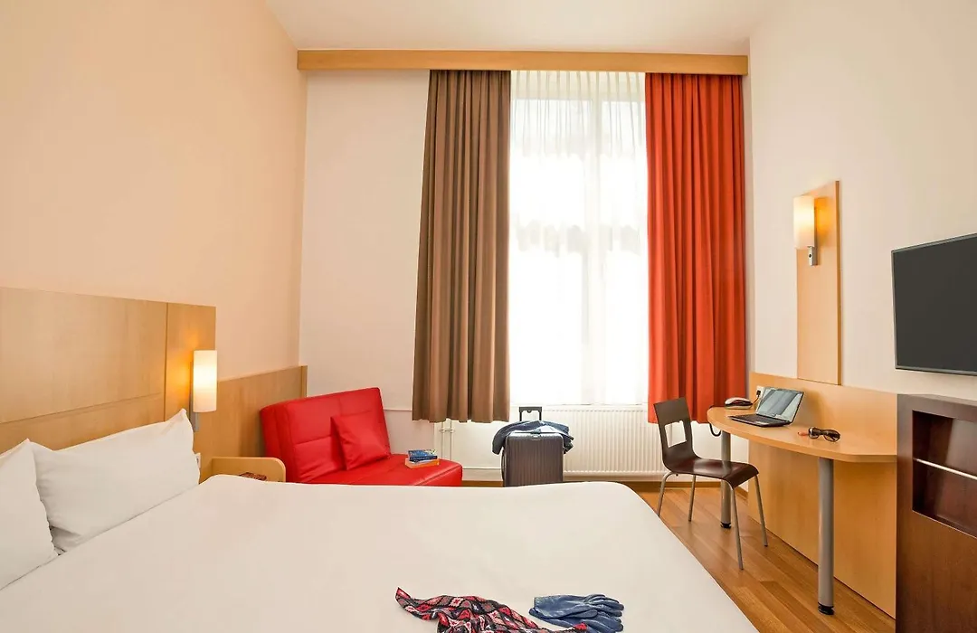 Ibis Berlin City Sued-1