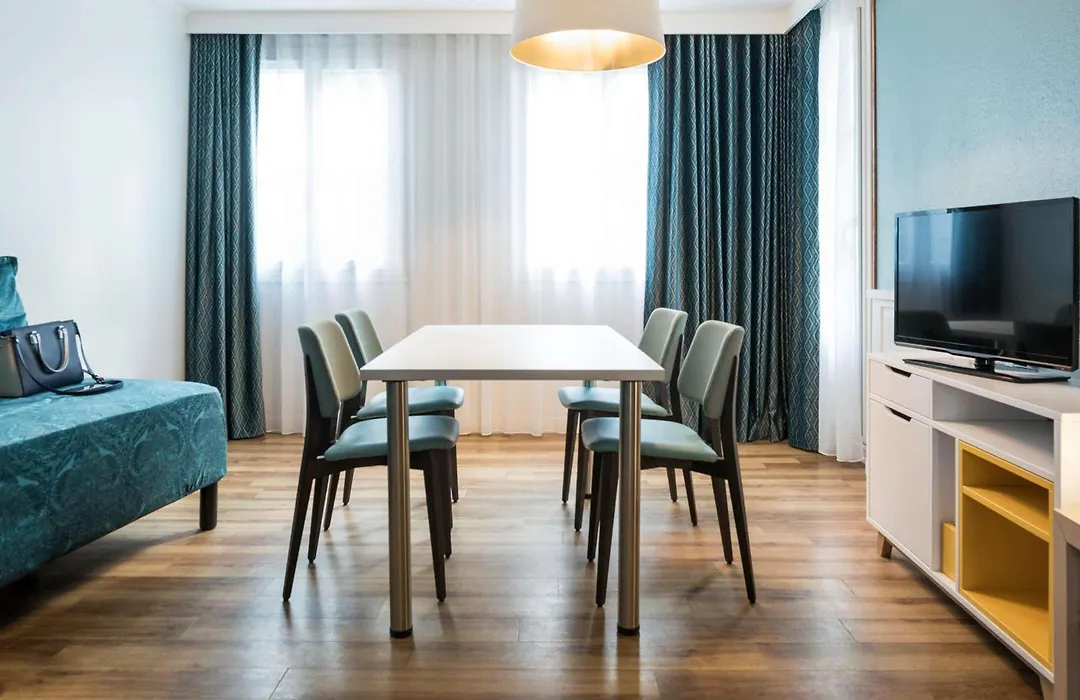 Aparthotel Adagio Paris Montmartre-1
