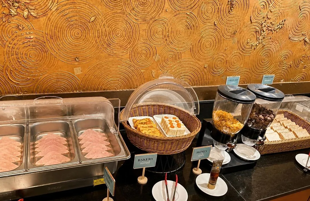 Woraburi Sukhumvit Hotel-1