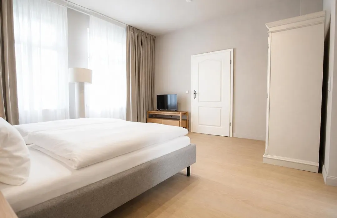 Hotel Schloss Teutschenthal-1