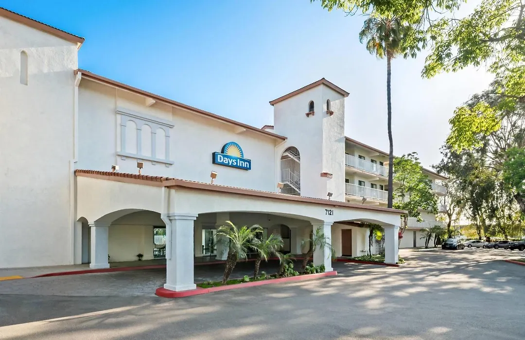 Days Inn By Wyndham Buena Park Anaheim-1