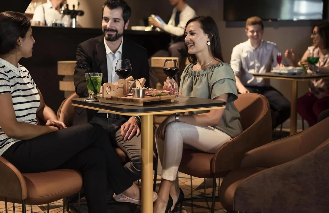 Mercure Paris Sud Les Ulis-Courtaboeuf-1