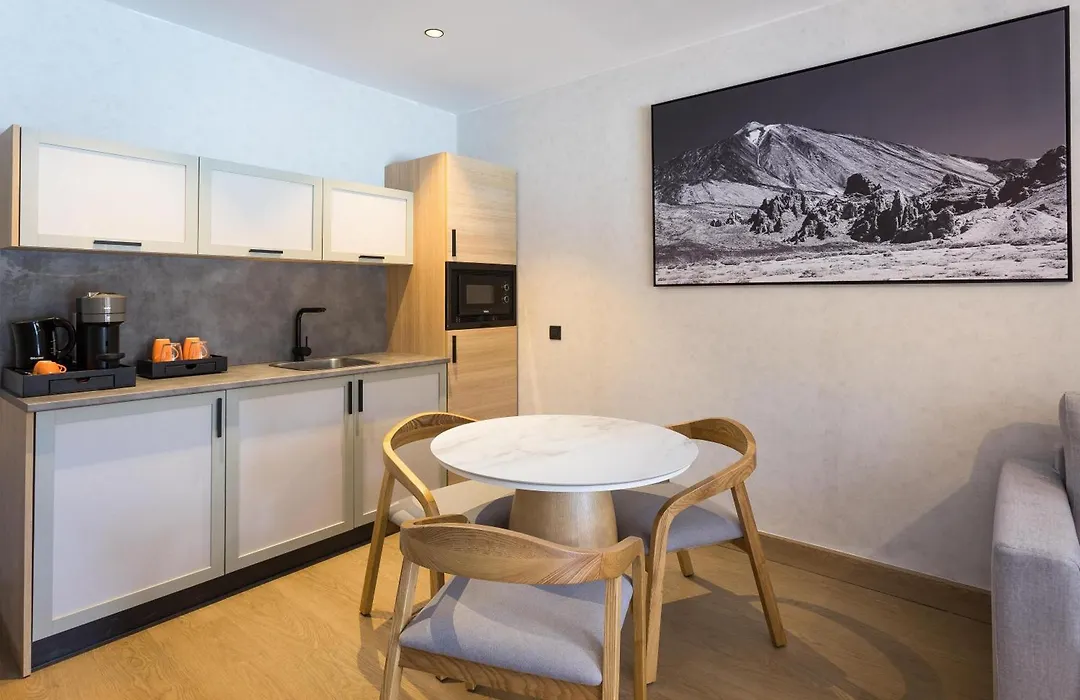 Radisson Resort & Residences Tenerife - Adults Only-1