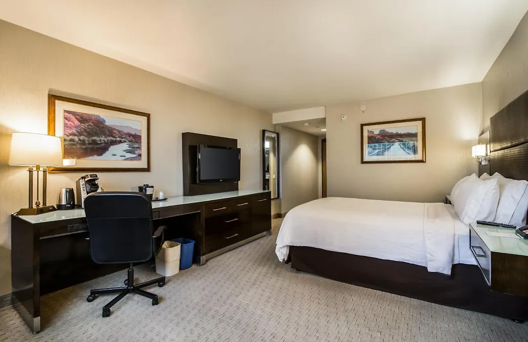 Holiday Inn Vancouver-Centre Broadway By Ihg-1