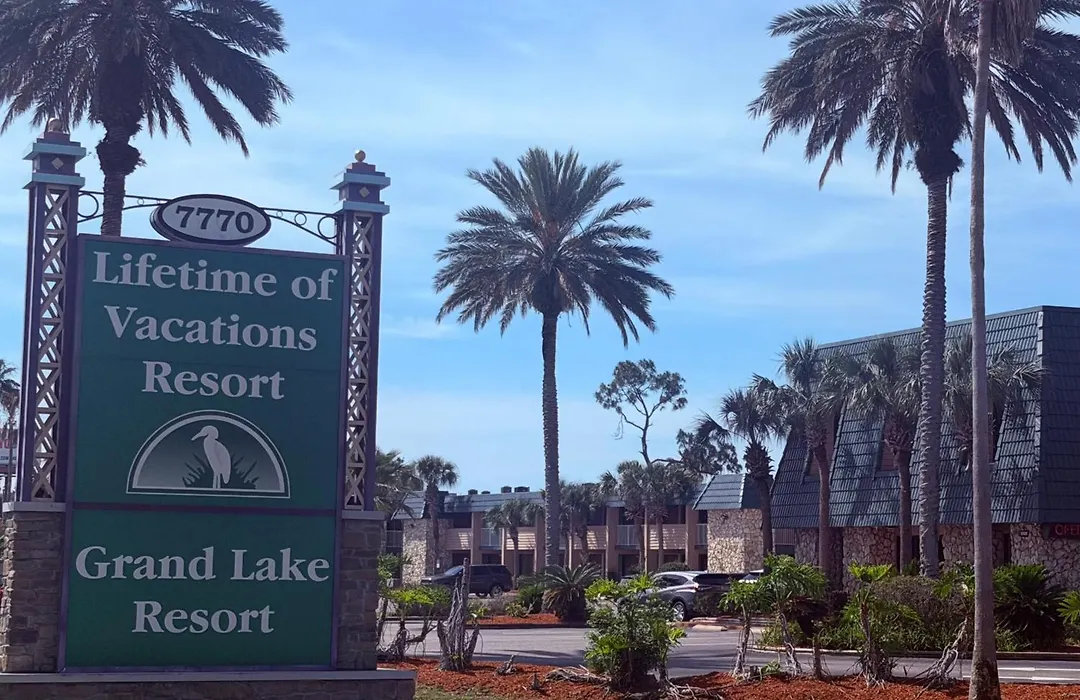 Grand Lake Resort-1