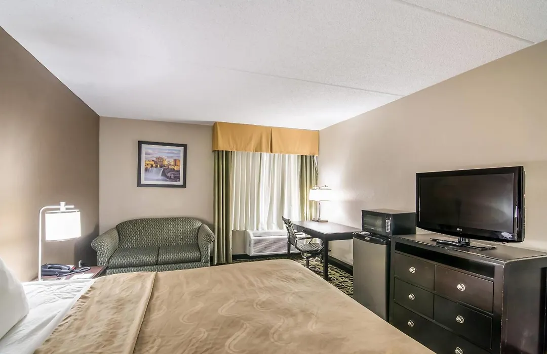Quality Inn Rochester West-1