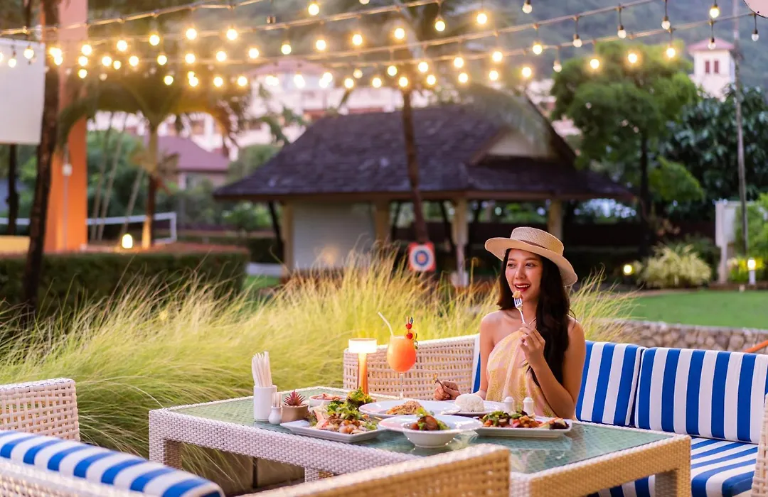 Kata Sea Breeze Resort - SHA Plus-1