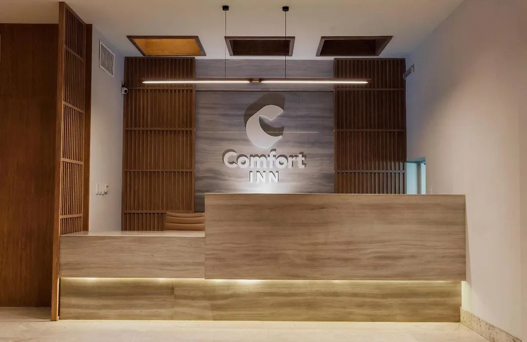 Comfort Inn Tampico-1