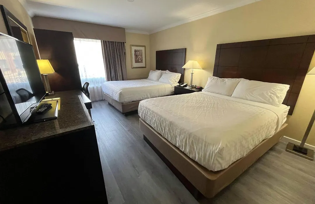 Quality Inn Saint-Jean-Sur-Richelieu-1