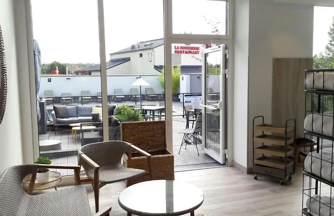 Golden Tulip Roissy Saint Witz-1