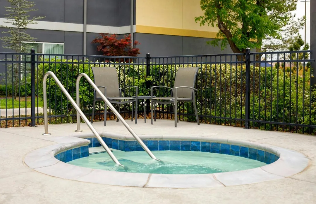 Fairfield Inn By Marriott Ponca City-1