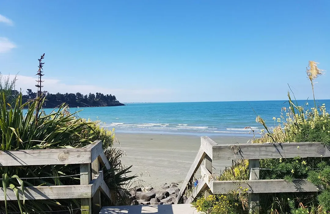 Baywatch Motor Lodge-1