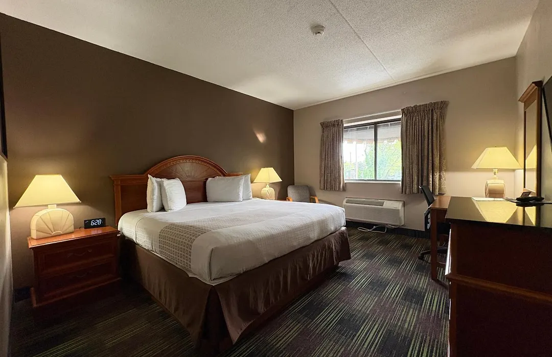 South Shore Inn-1