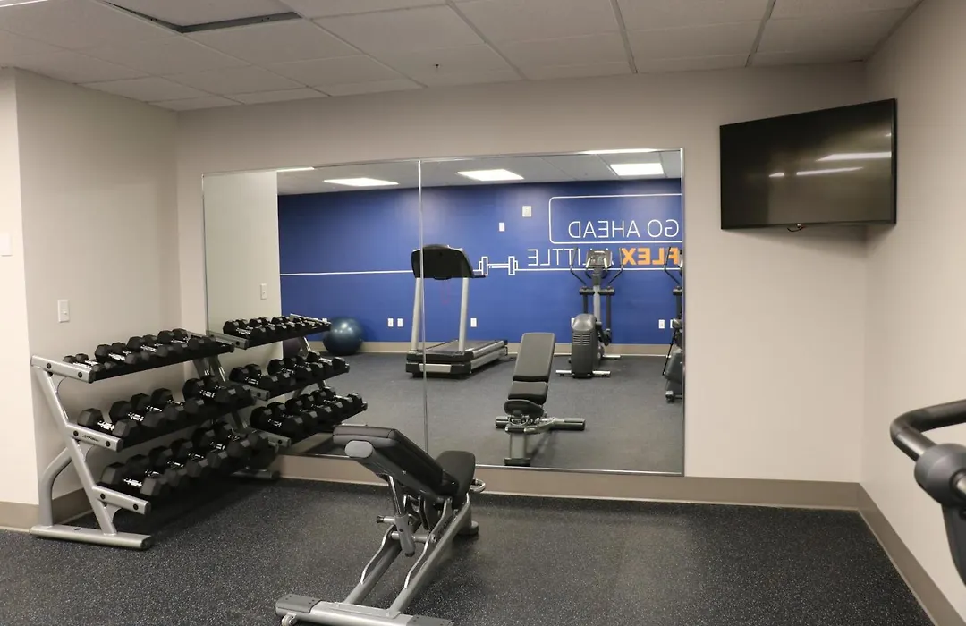 Holiday Inn Express & Suites Marquette By Ihg-1