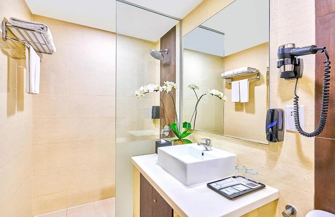 Sama-Sama Express Klia Terminal 1 - Airside Transit Hotel-1