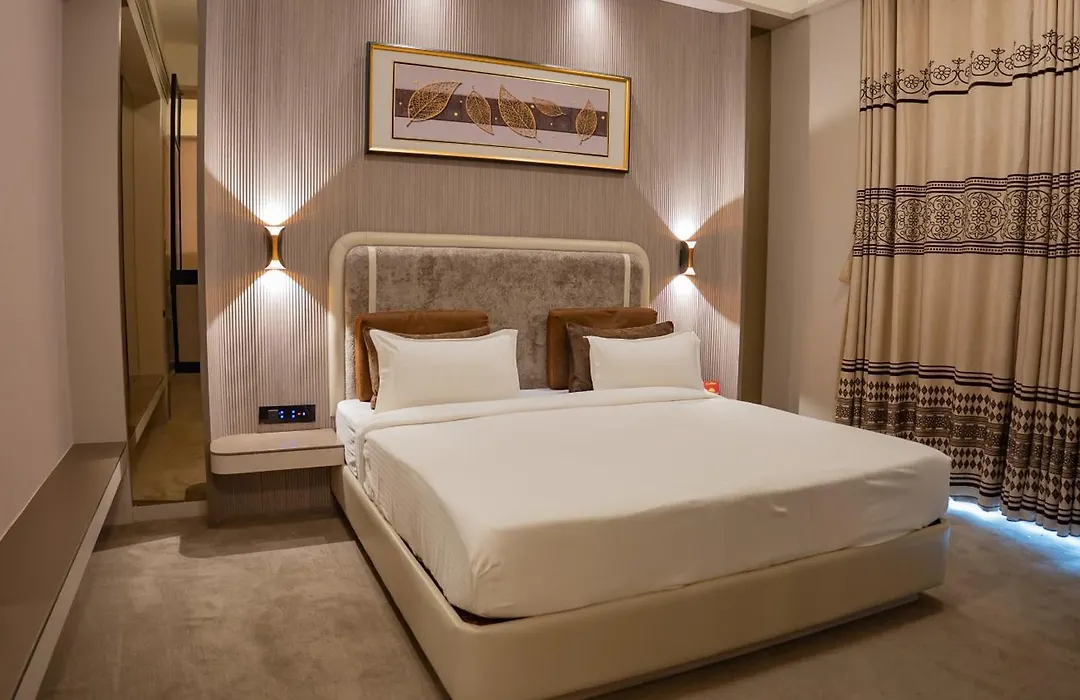 Hotel Sea N Rock-1