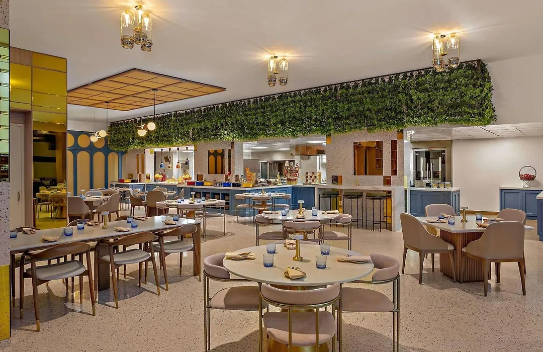 Adagio Abu Dhabi Al Bustan-1