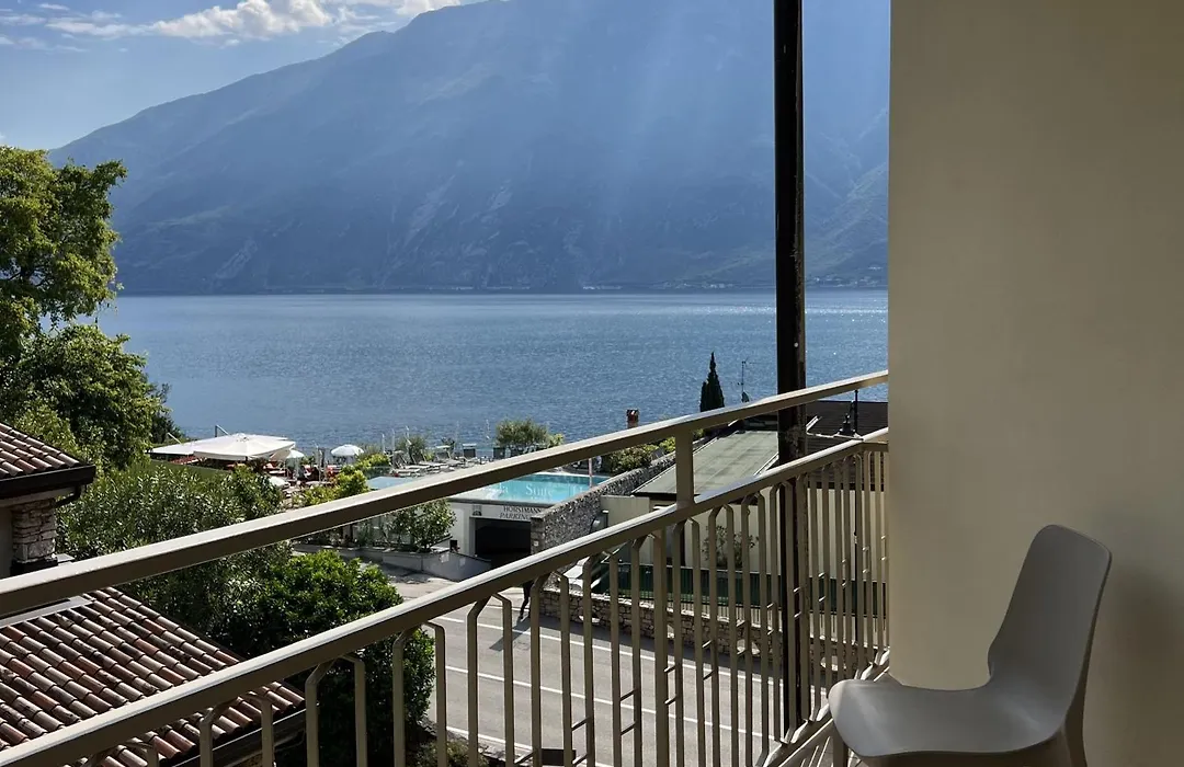 Hotel Garda Bellevue-1