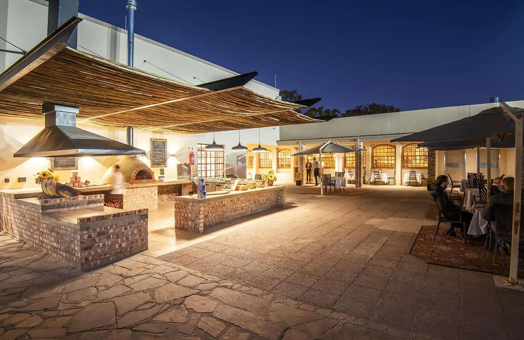 Moevenpick Hotel Windhoek-1
