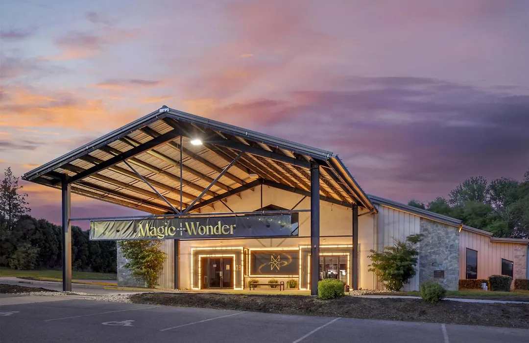 Best Western Plus Revere Inn & Suites-1