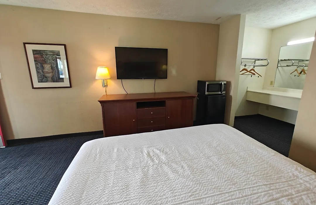 Travelodge By Wyndham Richmond Kentucky-1