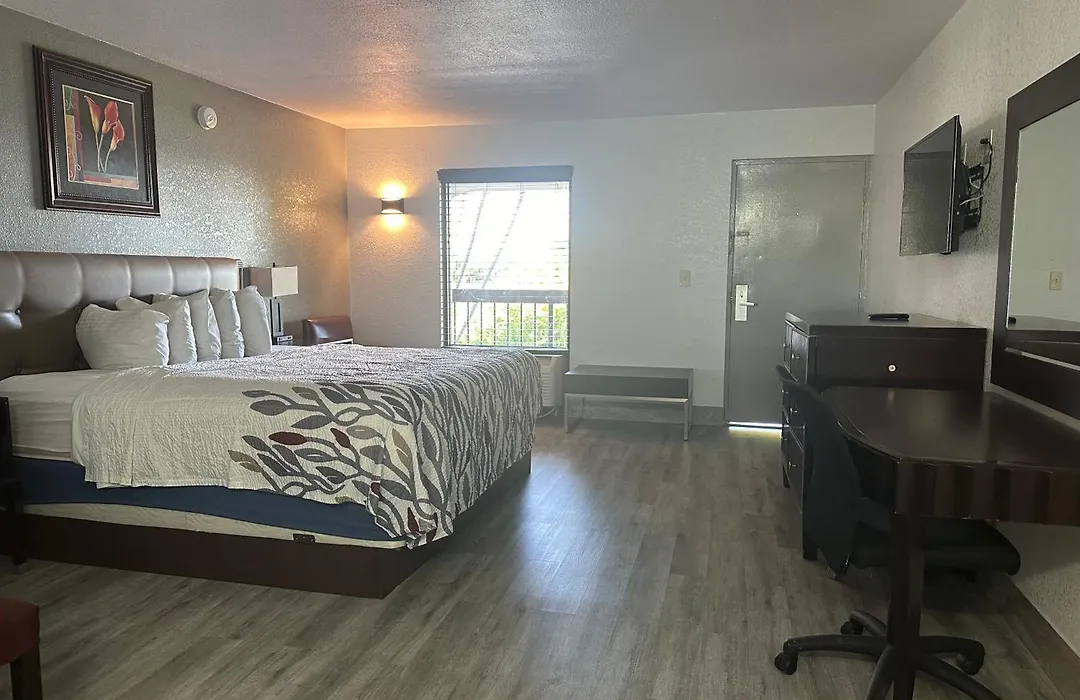 Riverview Inn-1