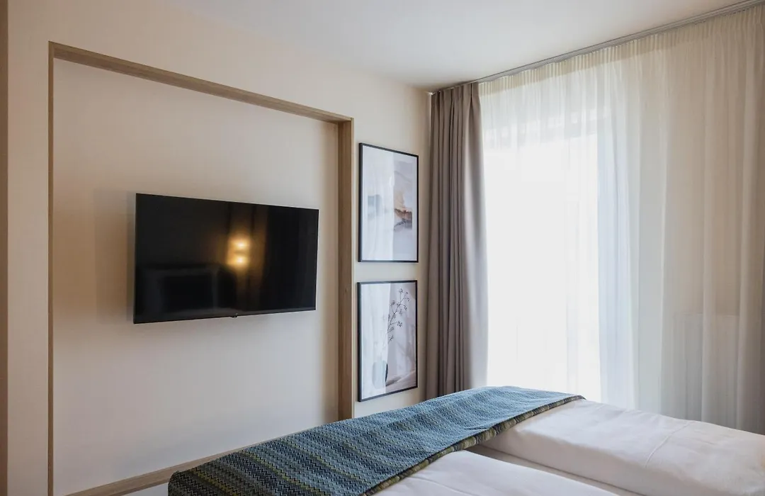 Casa Plus - Rooms & Apartments-1