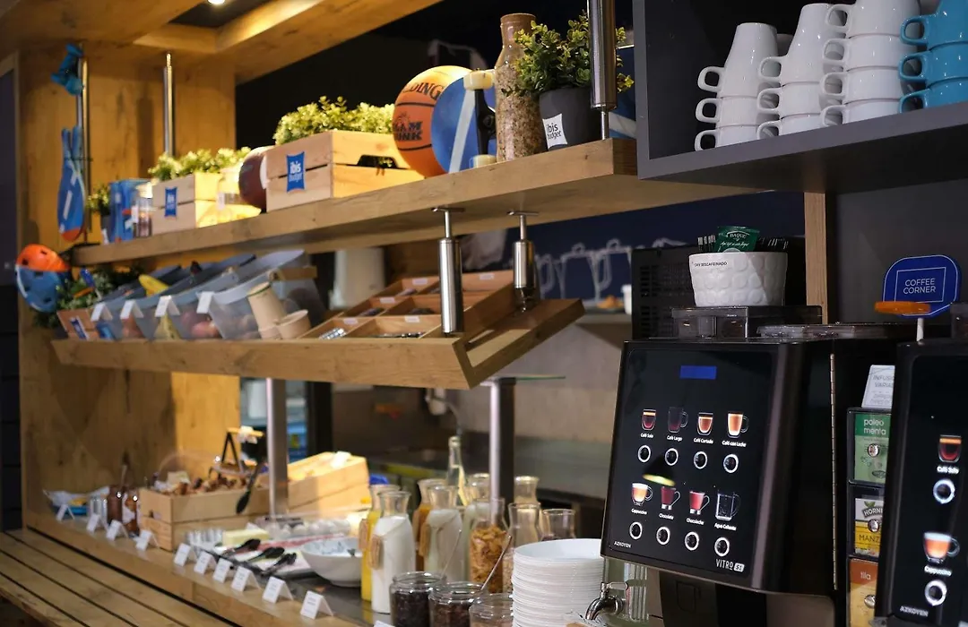 Ibis Budget Bilbao City-1