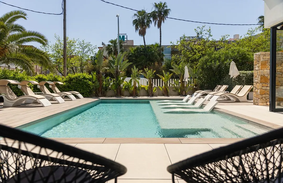 Instants Boutique Hotel (Adults Only)-1