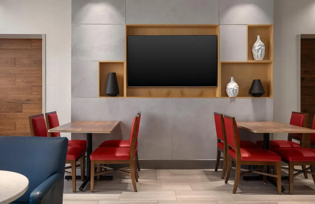 Holiday Inn Express & Suites - Aurora By Ihg-1
