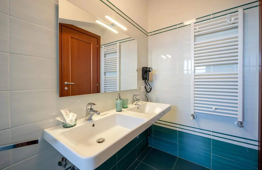 Sigis Hotel - Fiumicino-1
